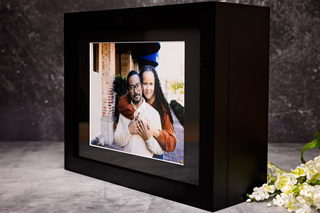 3xm folio box with window for Torrance Family photographer Tamieka Smith near Los Angeles California