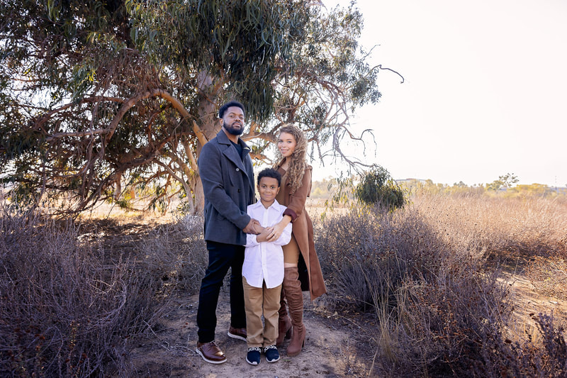 Family Picture at Torrance Madrona Marsh near Del Amo Plaza photographed by Tamieka Smith Photography