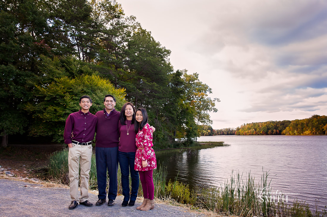 Family portrait at Burke Lake Park by Northern Virginia Photographer